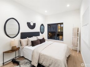 614 5th Avenue S C101, Edmonds WA 98020