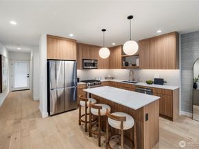 614 5th Avenue S C101, Edmonds WA 98020