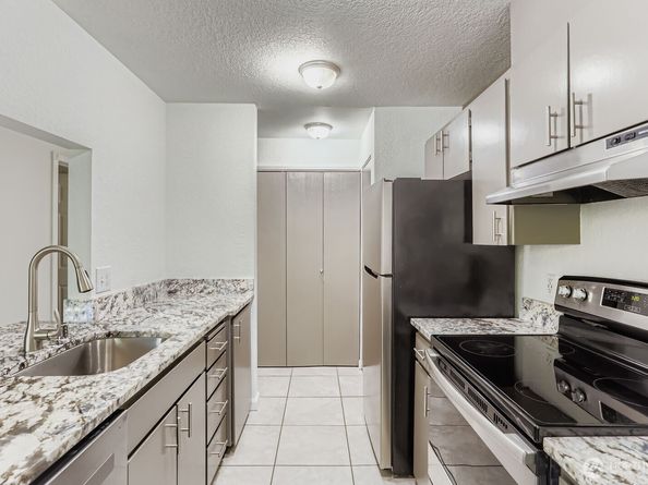 830 Kirkland Way 204, Kirkland WA 98033