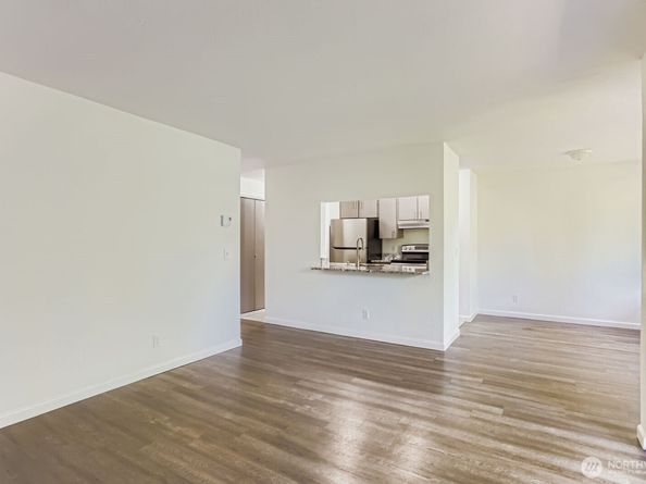 830 Kirkland Way 204, Kirkland WA 98033