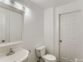 830 Kirkland Way 204, Kirkland WA 98033