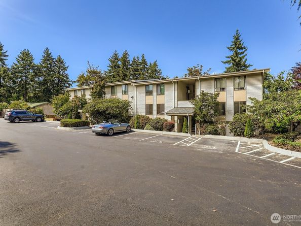 830 Kirkland Way 204, Kirkland WA 98033