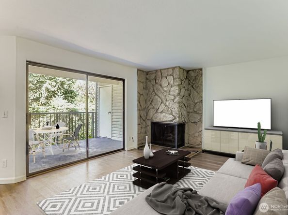 830 Kirkland Way 204, Kirkland WA 98033