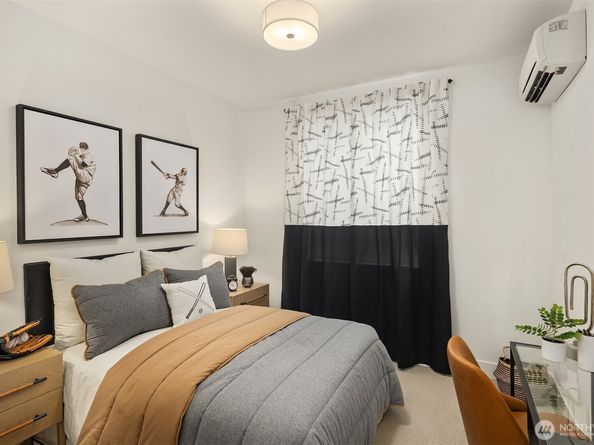 10819 (HS 101) 120TH Lane NE C, Kirkland WA 98033