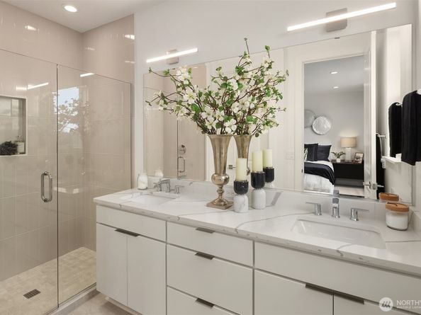 10819 (HS 101) 120TH Lane NE C, Kirkland WA 98033