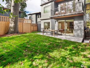 3949 A W Barrett Lane, Seattle WA 98199