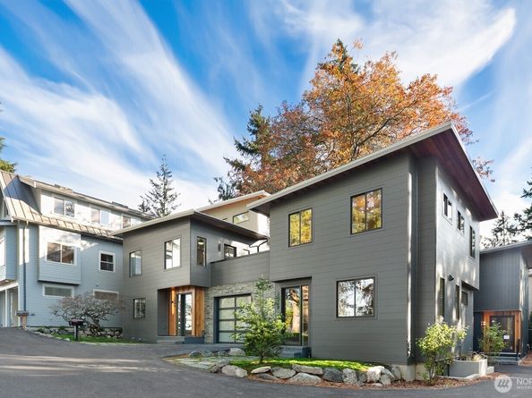 3949 A W Barrett Lane, Seattle WA 98199