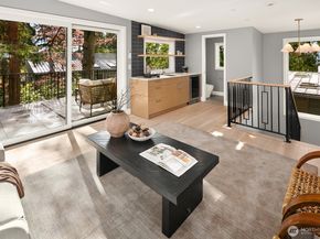 3949 A W Barrett Lane, Seattle WA 98199