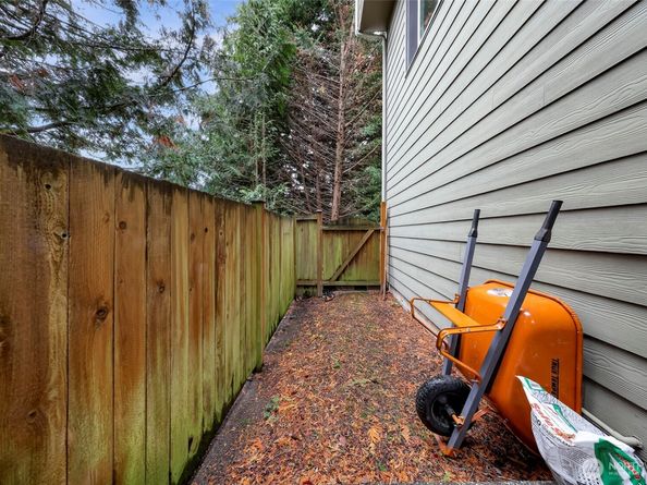 229 Dorn Avenue D101, Everett WA 98208