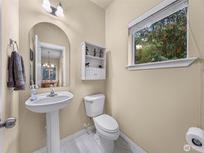 229 Dorn Avenue D101, Everett WA 98208