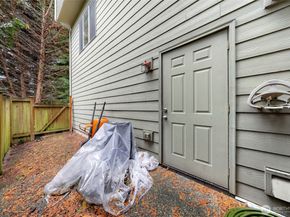 229 Dorn Avenue D101, Everett WA 98208