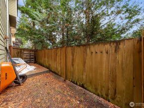 229 Dorn Avenue D101, Everett WA 98208