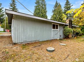 15729 Larch Way, Lynnwood WA 98087