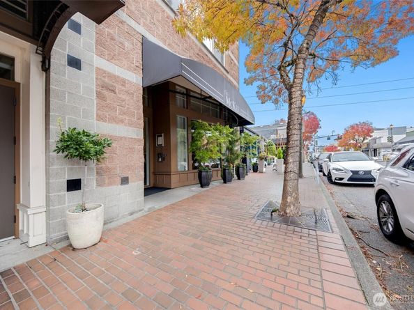 10042 Main Street 203, Bellevue WA 98004