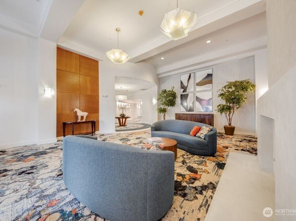 10042 Main Street 203, Bellevue WA 98004