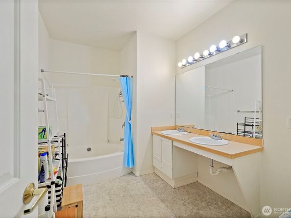 16234 119th Place NE 161, Bothell WA 98011