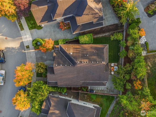 2336 29th Avenue NE, Issaquah WA 98029