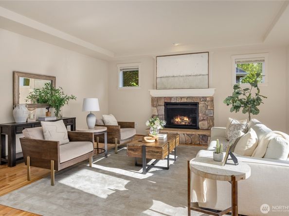 2336 29th Avenue NE, Issaquah WA 98029