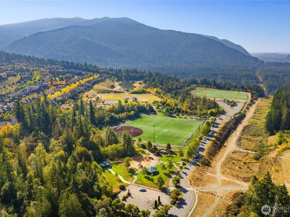 2336 29th Avenue NE, Issaquah WA 98029