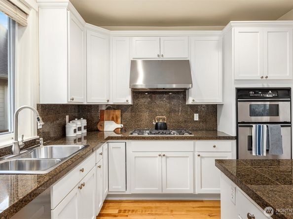 2336 29th Avenue NE, Issaquah WA 98029