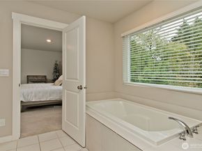 28252 33rd Place S, Auburn WA 98001