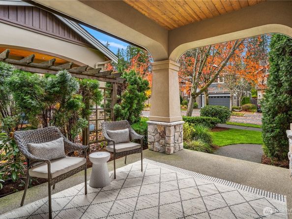 2884 258th Place SE, Sammamish WA 98075