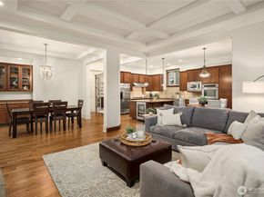 2884 258th Place SE, Sammamish WA 98075