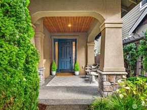 2884 258th Place SE, Sammamish WA 98075