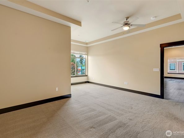 4020 NE 3rd Place, Renton WA 98056