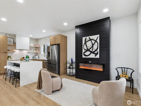 4002 Courtland Place S, Seattle WA 98118