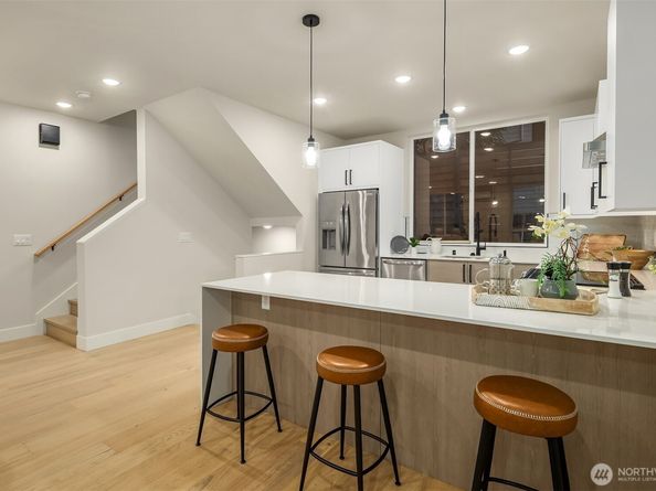 1313 14th Avenue S A, Seattle WA 98144