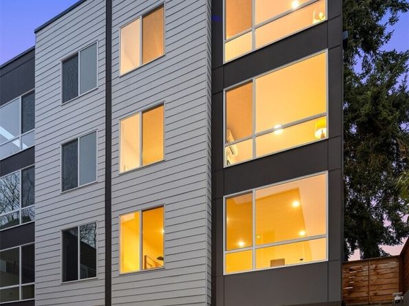 1313 14th Avenue S A, Seattle WA 98144