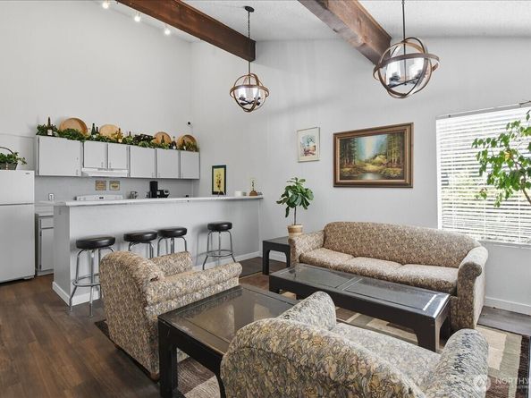 17431 Ambaum Boulevard S B12, Seattle WA 98148