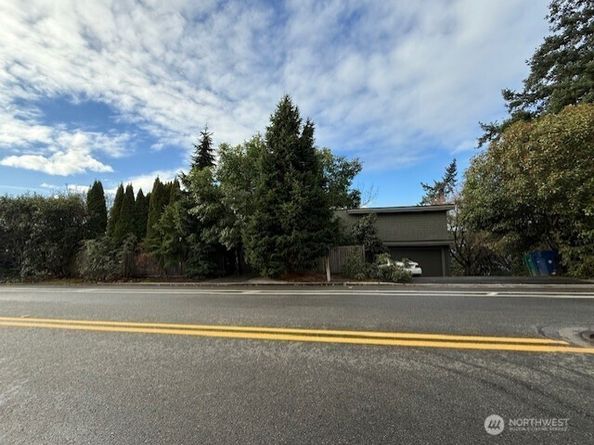 17431 Ambaum Boulevard S B12, Seattle WA 98148