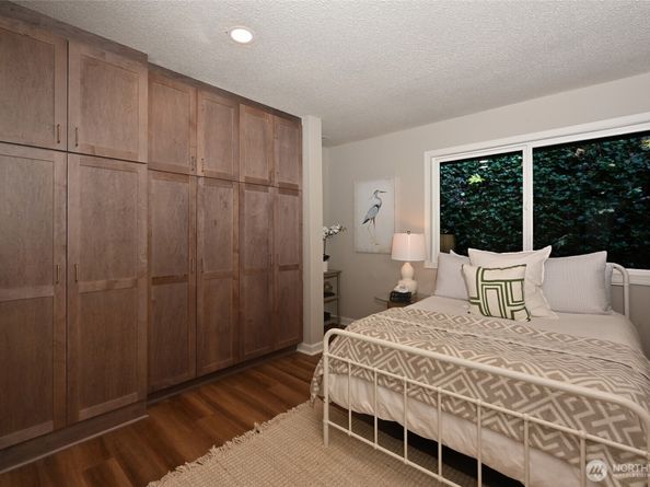 2949 76th Avenue SE 81D, Mercer Island WA 98040