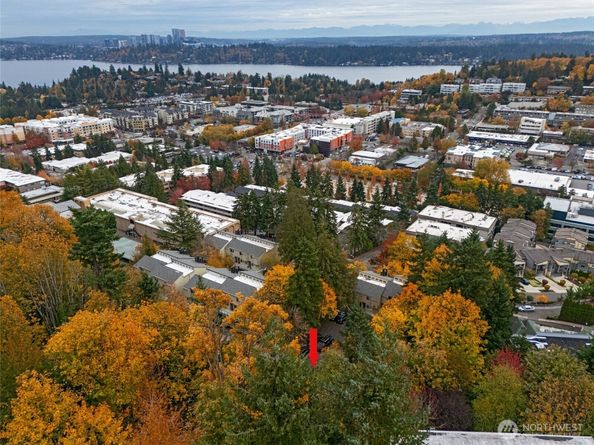 2949 76th Avenue SE 81D, Mercer Island WA 98040