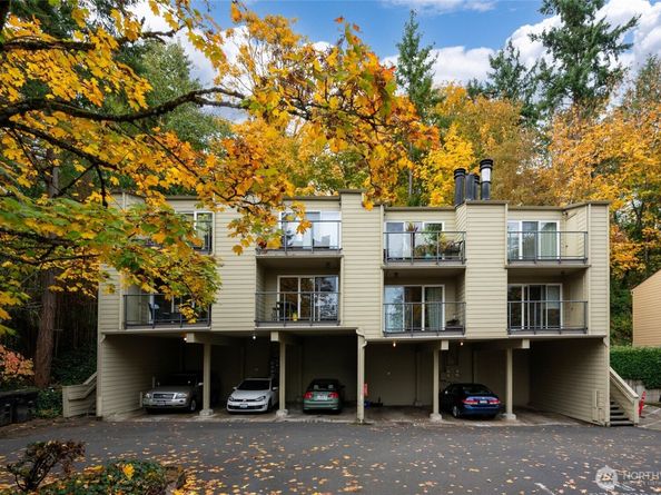 2949 76th Avenue SE 81D, Mercer Island WA 98040