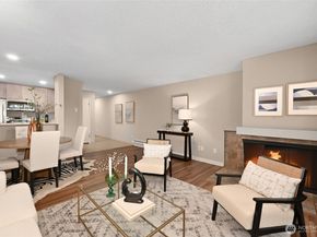 2949 76th Avenue SE 81D, Mercer Island WA 98040