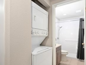 2949 76th Avenue SE 81D, Mercer Island WA 98040