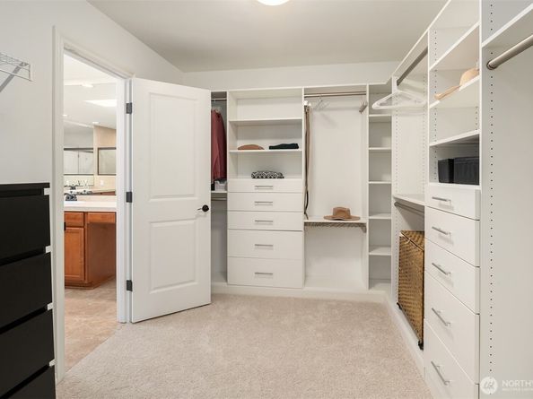 787 Hoquiam Place NE, Renton WA 98059