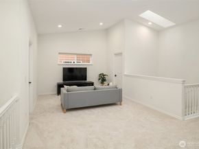 787 Hoquiam Place NE, Renton WA 98059