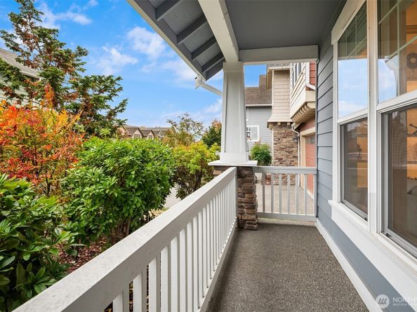 787 Hoquiam Place NE, Renton WA 98059