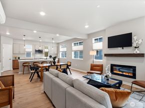 13730 Manor Way F1, Lynnwood WA 98087