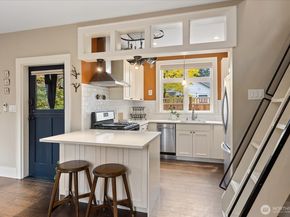 14034 2nd Avenue NW B, Seattle WA 98177