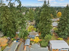 14034 2nd Avenue NW B, Seattle WA 98177