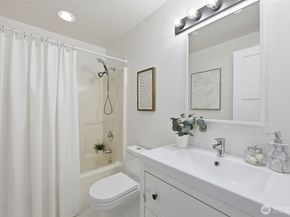 4364 151st Avenue SE, Bellevue WA 98006