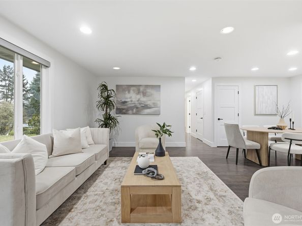 4364 151st Avenue SE, Bellevue WA 98006