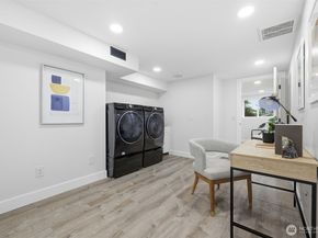 4364 151st Avenue SE, Bellevue WA 98006