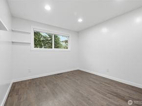 4364 151st Avenue SE, Bellevue WA 98006