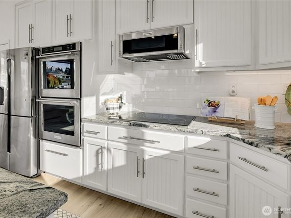 12300 17th Place NE, Lake Stevens WA 98258